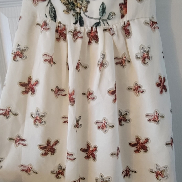 BCBG Maxi Dress - Picture 2 of 4